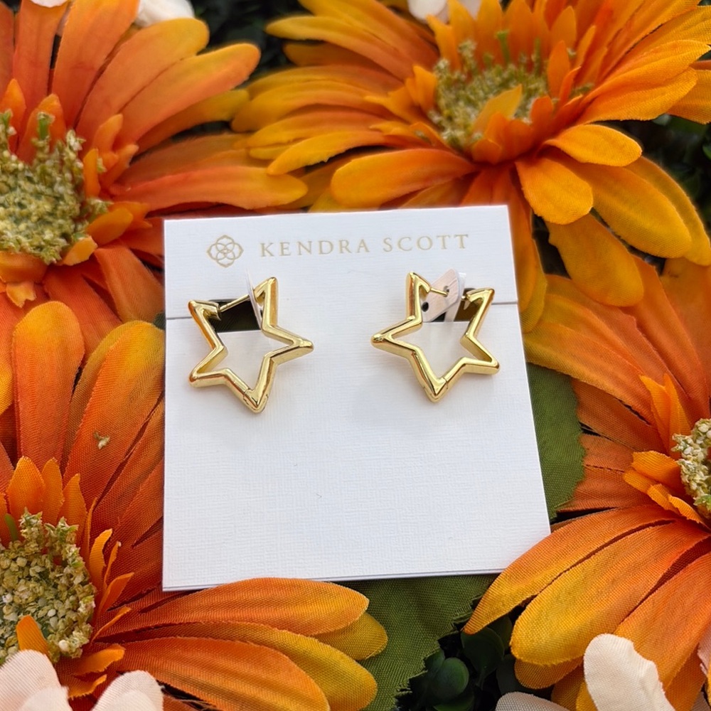 Kendra Scott Star Huggies Gold